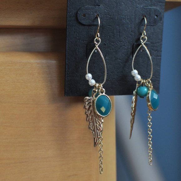 Francesca's Gold and Turquoise Earrings - Picture 1 of 1